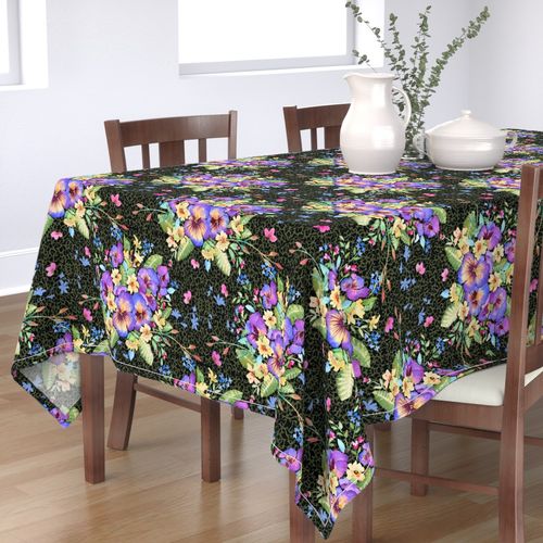 HOME_GOOD_RECTANGULAR_TABLE_CLOTH