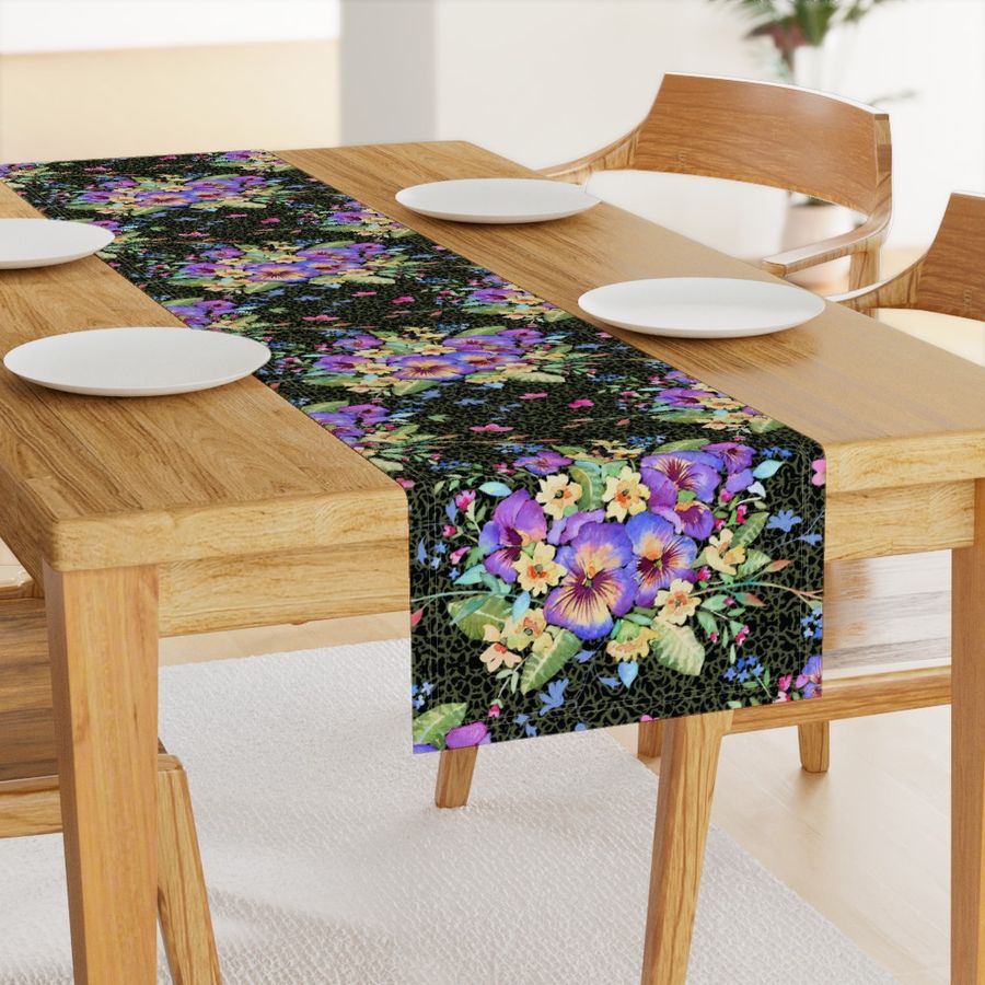 HOME_GOOD_TABLE_RUNNER