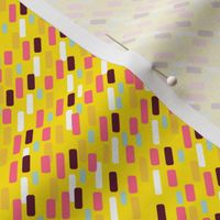 Diagonal brick Pattern | yellow