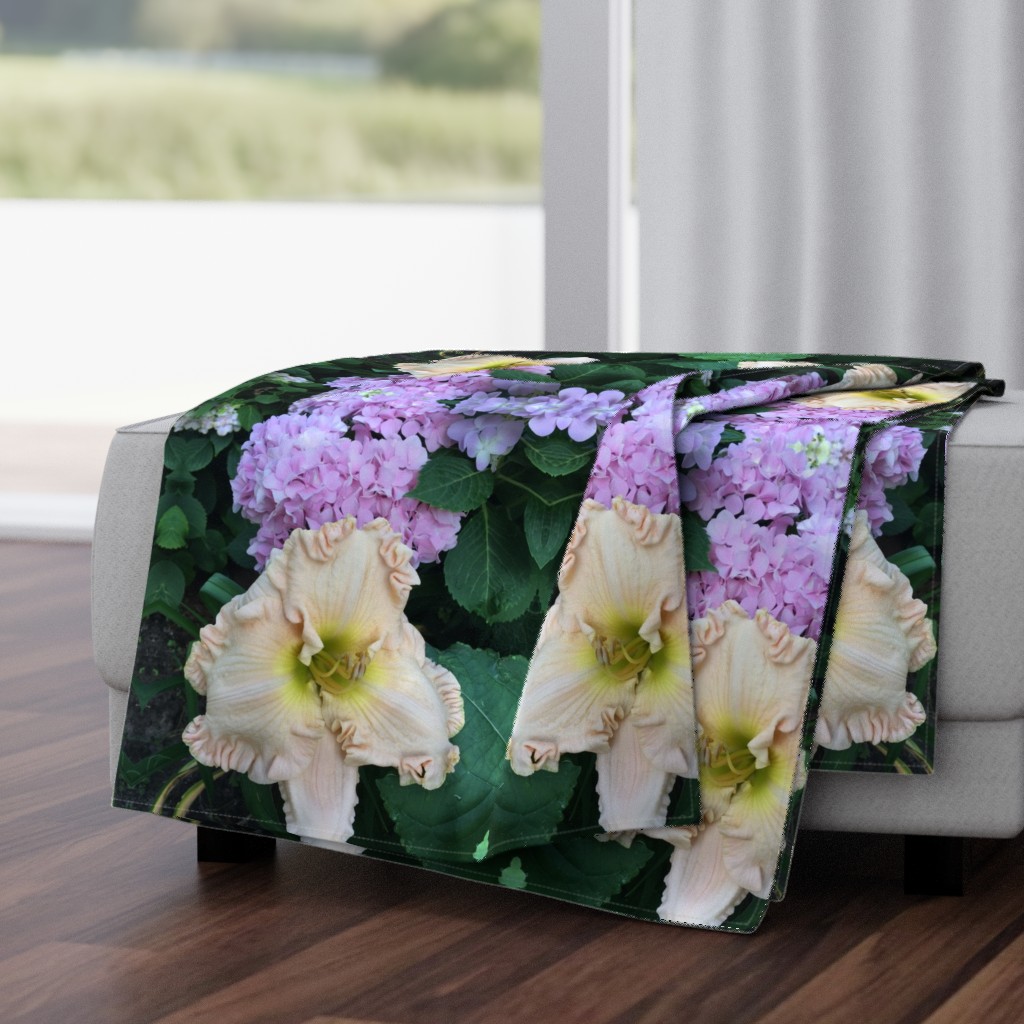 daylily hydrangea fabric