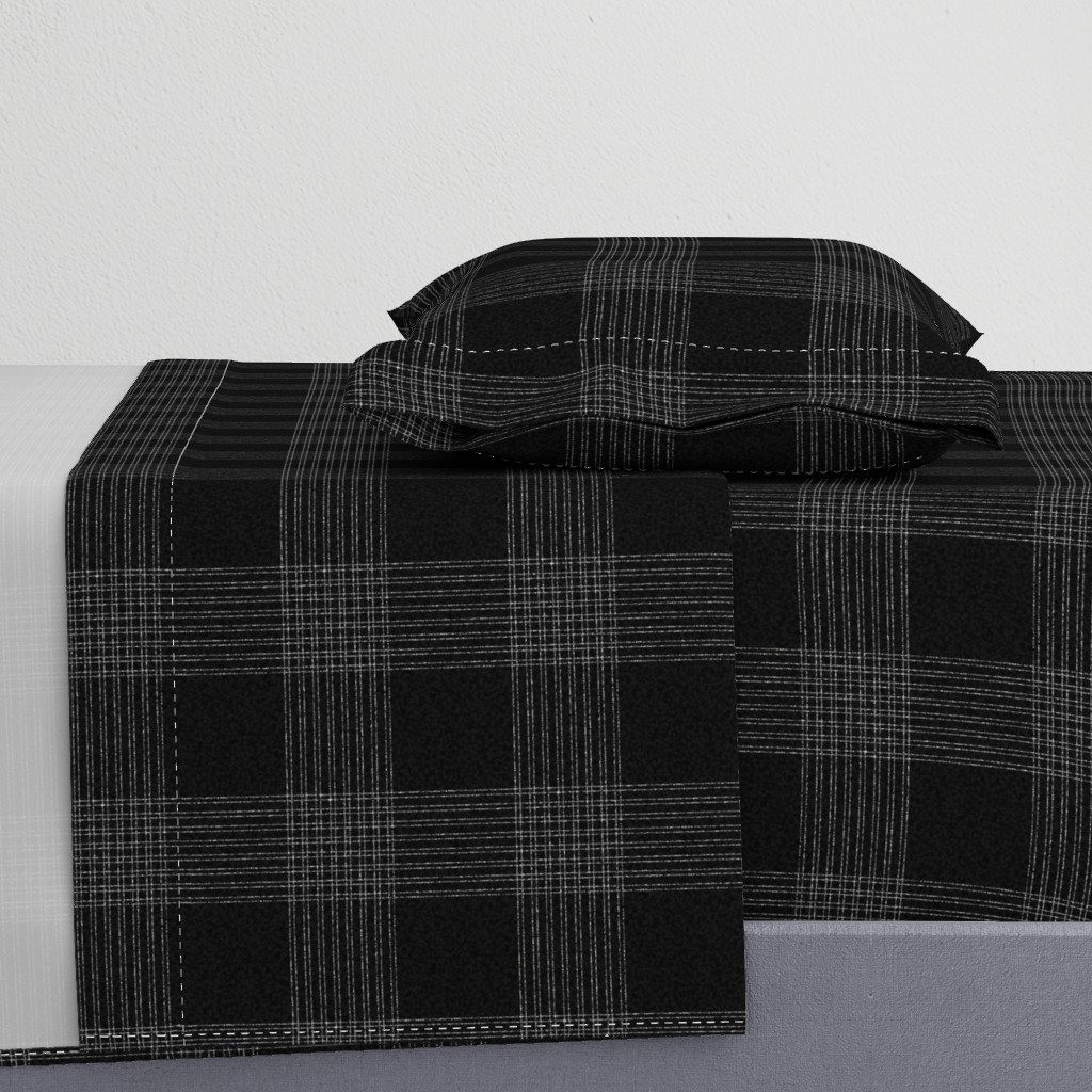 Crossover Plaid Dark: Black & Cream Plaid, Large Plaid 