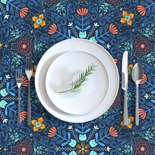 HOME_GOOD_RECTANGULAR_TABLE_CLOTH