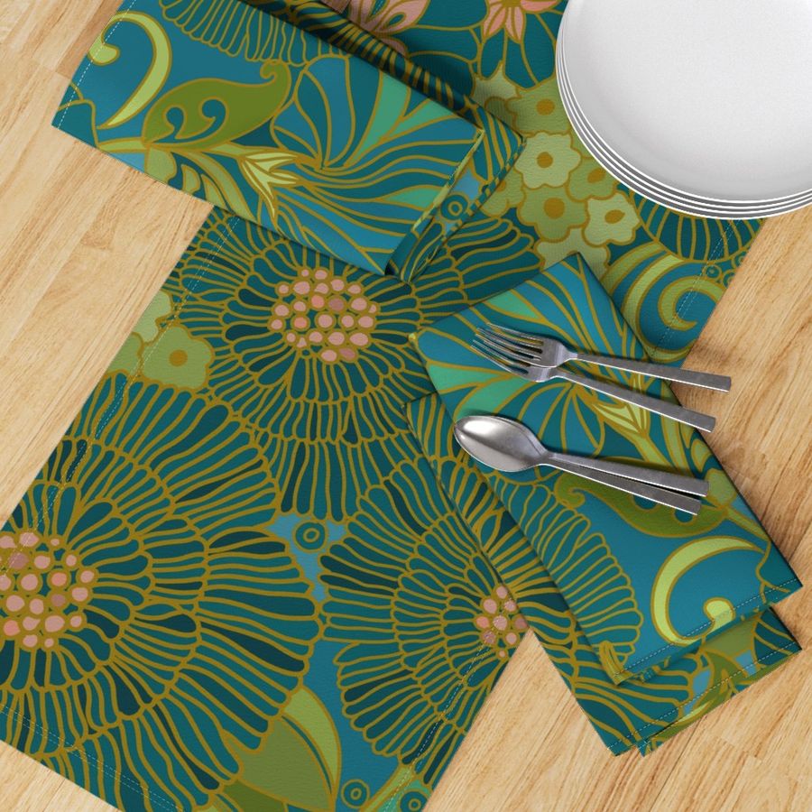 HOME_GOOD_TABLE_RUNNER