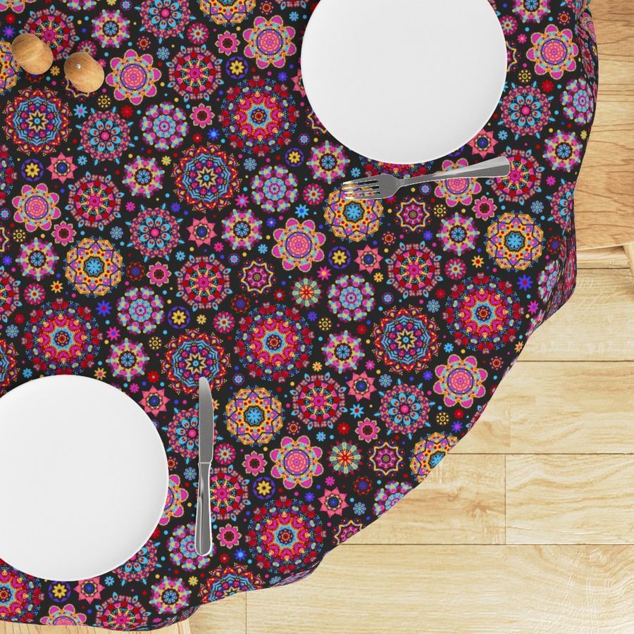 HOME_GOOD_ROUND_TABLE_CLOTH