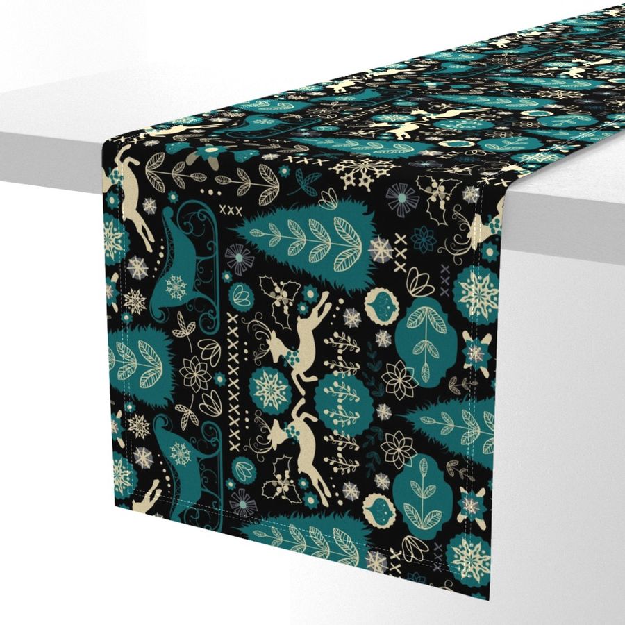 HOME_GOOD_TABLE_RUNNER