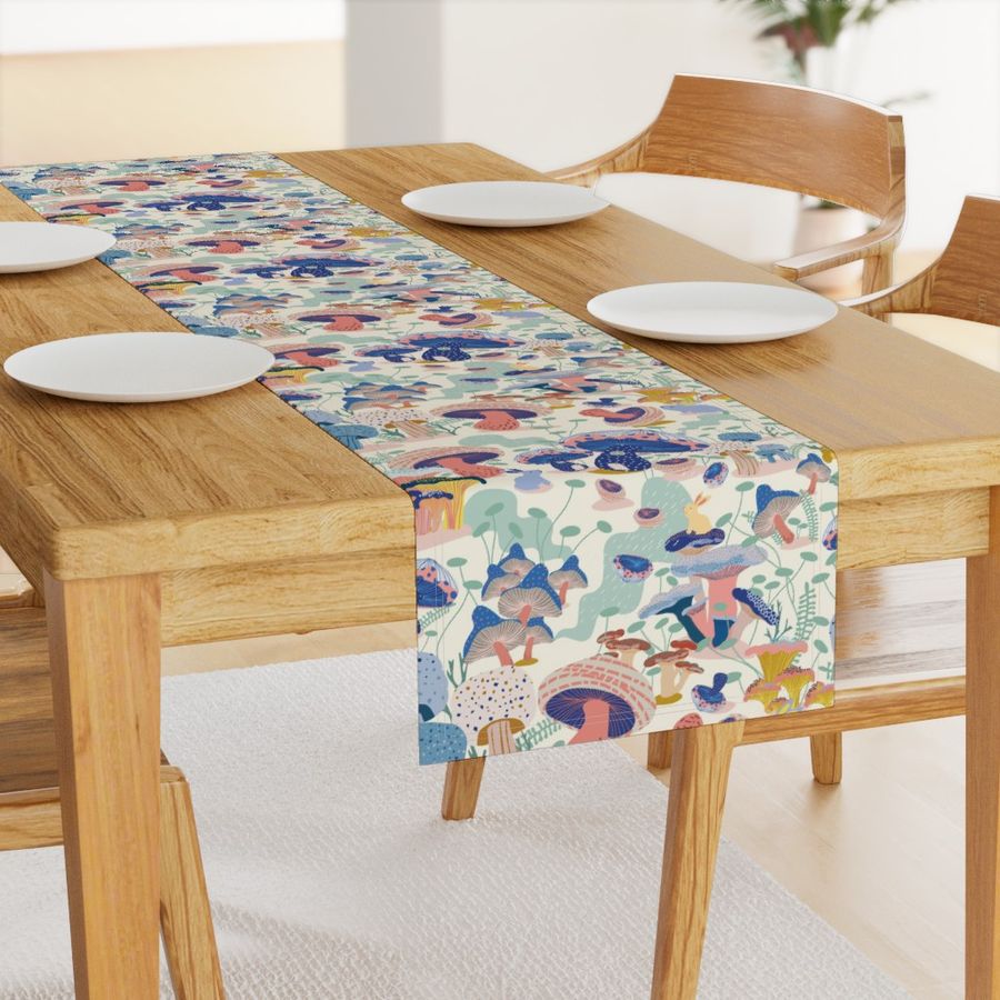 HOME_GOOD_TABLE_RUNNER