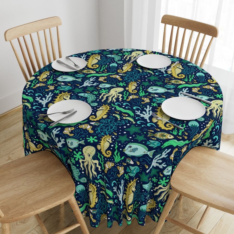 HOME_GOOD_ROUND_TABLE_CLOTH