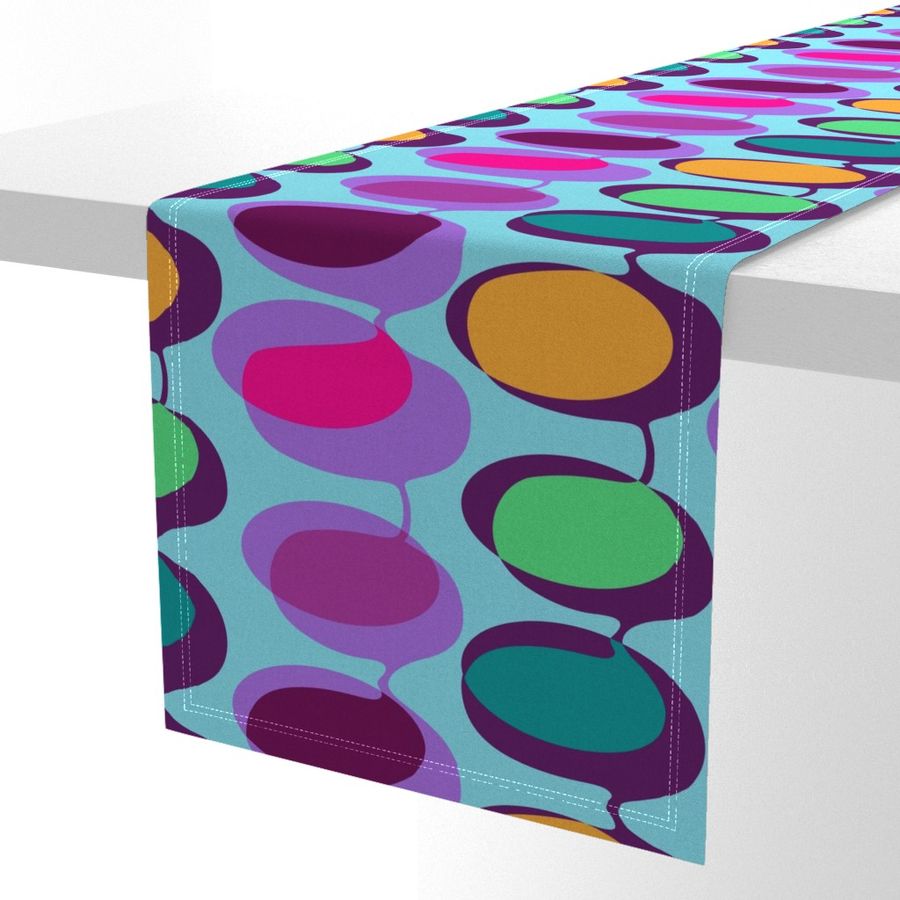 HOME_GOOD_TABLE_RUNNER