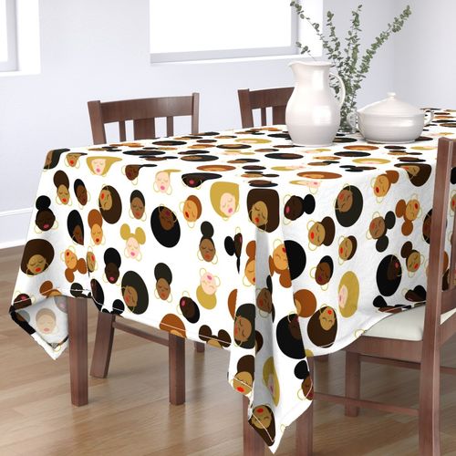 HOME_GOOD_RECTANGULAR_TABLE_CLOTH