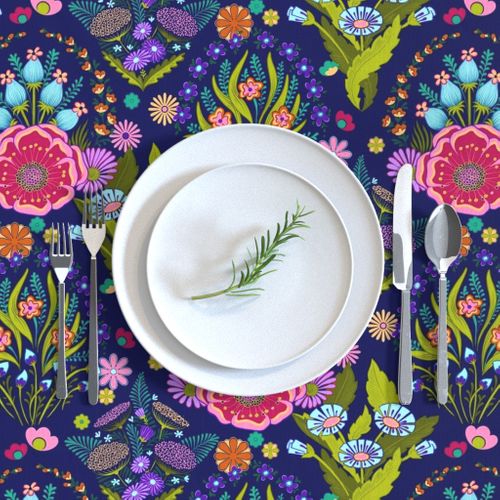 HOME_GOOD_RECTANGULAR_TABLE_CLOTH