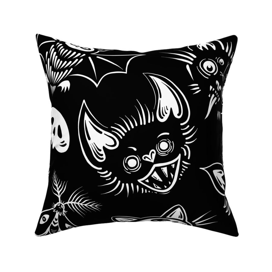 HOME_GOOD_SQUARE_THROW_PILLOW