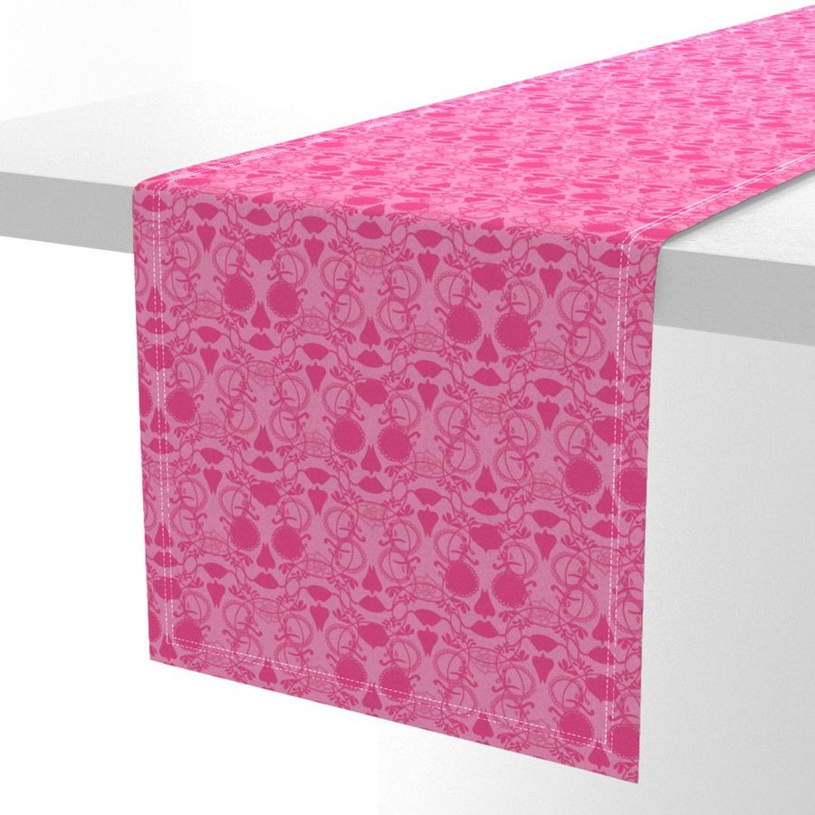 HOME_GOOD_TABLE_RUNNER