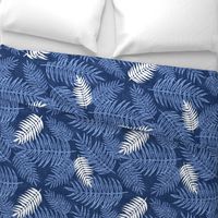 Tropical Lace /  Large Classic Blue 