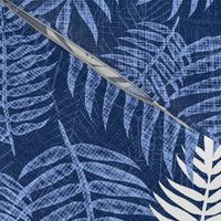 Tropical Lace /  Large Classic Blue 