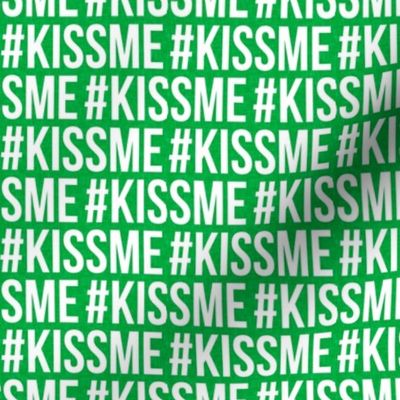 #kissme - green  - LAD19