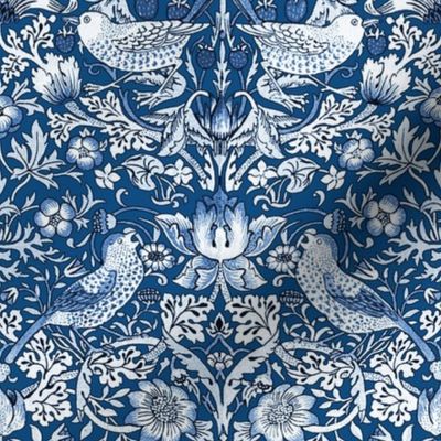 William Morris ~ Strawberry Thief ~ Toujours Blue and White