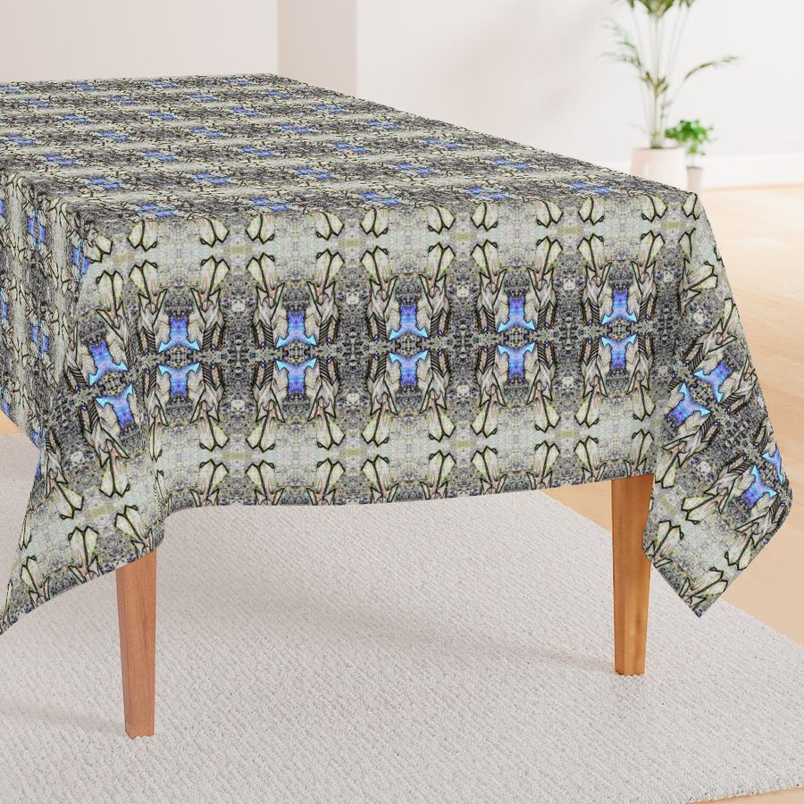 HOME_GOOD_RECTANGULAR_TABLE_CLOTH