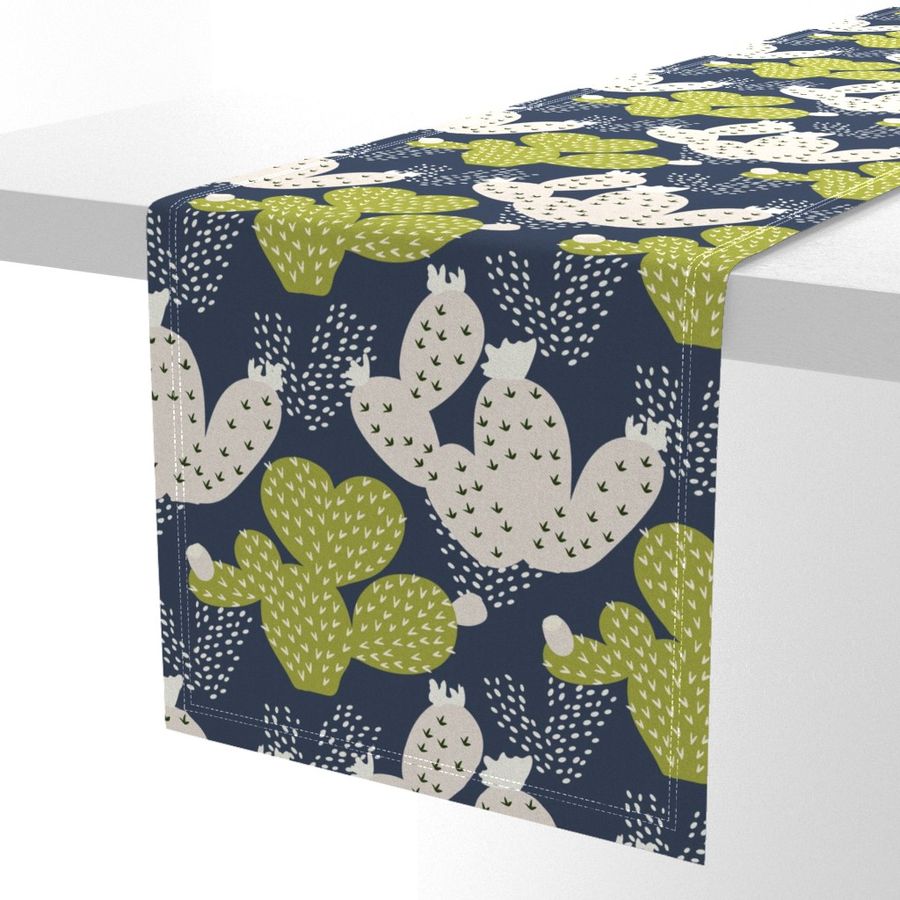 HOME_GOOD_TABLE_RUNNER