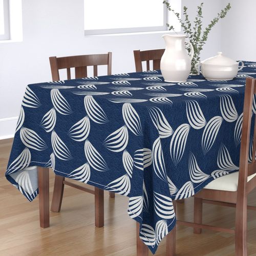 HOME_GOOD_RECTANGULAR_TABLE_CLOTH