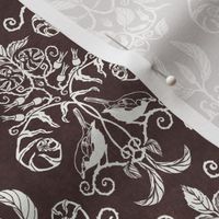 Small Damask Bird Briar Brown