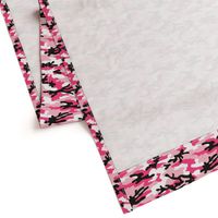 Medium  Scale / Camouflage / Pink Black White 