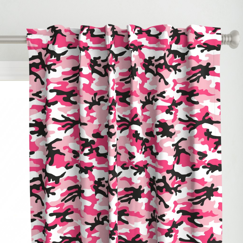 Large Scale / Camouflage / Pink Black White 