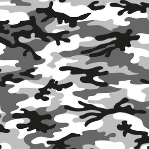 Medium  Scale / Camouflage / Black White Grey 