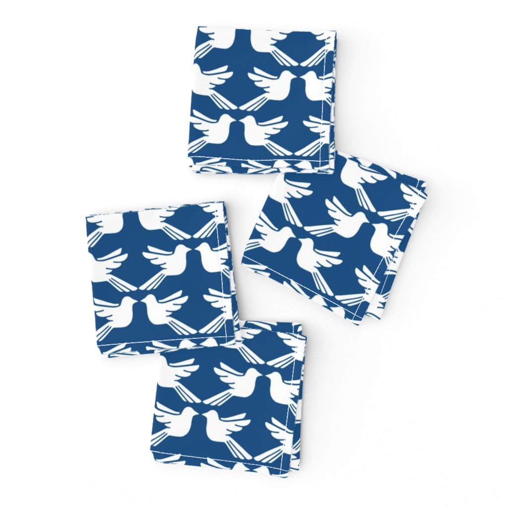 Bird Lattice classic blue and white