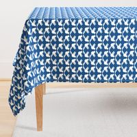 Bird Lattice classic blue and white