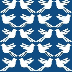 Bird Lattice classic blue and white