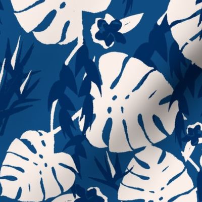 Tropical Jungle - Ivory on Pantone 2020 Classic Blue-ch