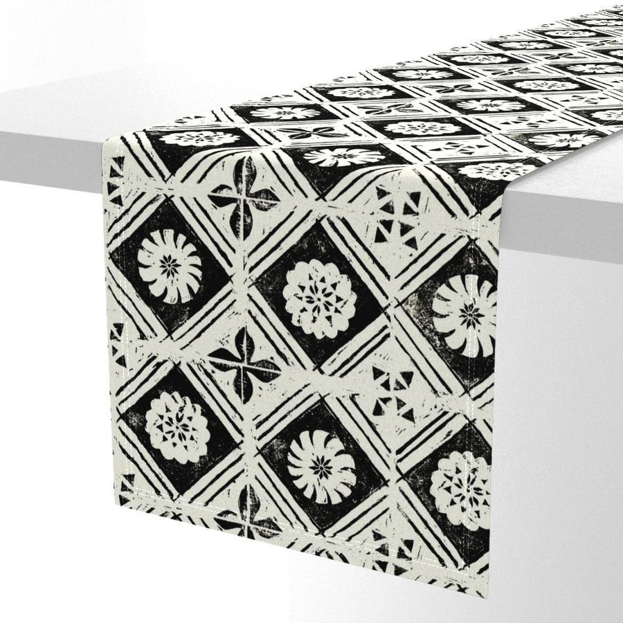 HOME_GOOD_TABLE_RUNNER