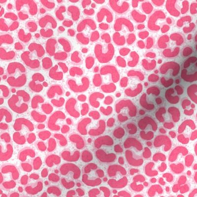 Whimsical Pink Leopard Pattern 8”