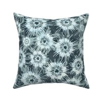 batik_daisies_spruce