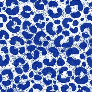 Whimsical Blue Leopard Pattern 12”