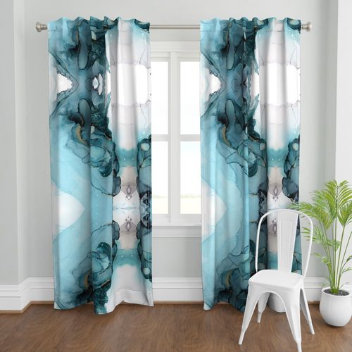 HOME_GOOD_CURTAIN_PANEL