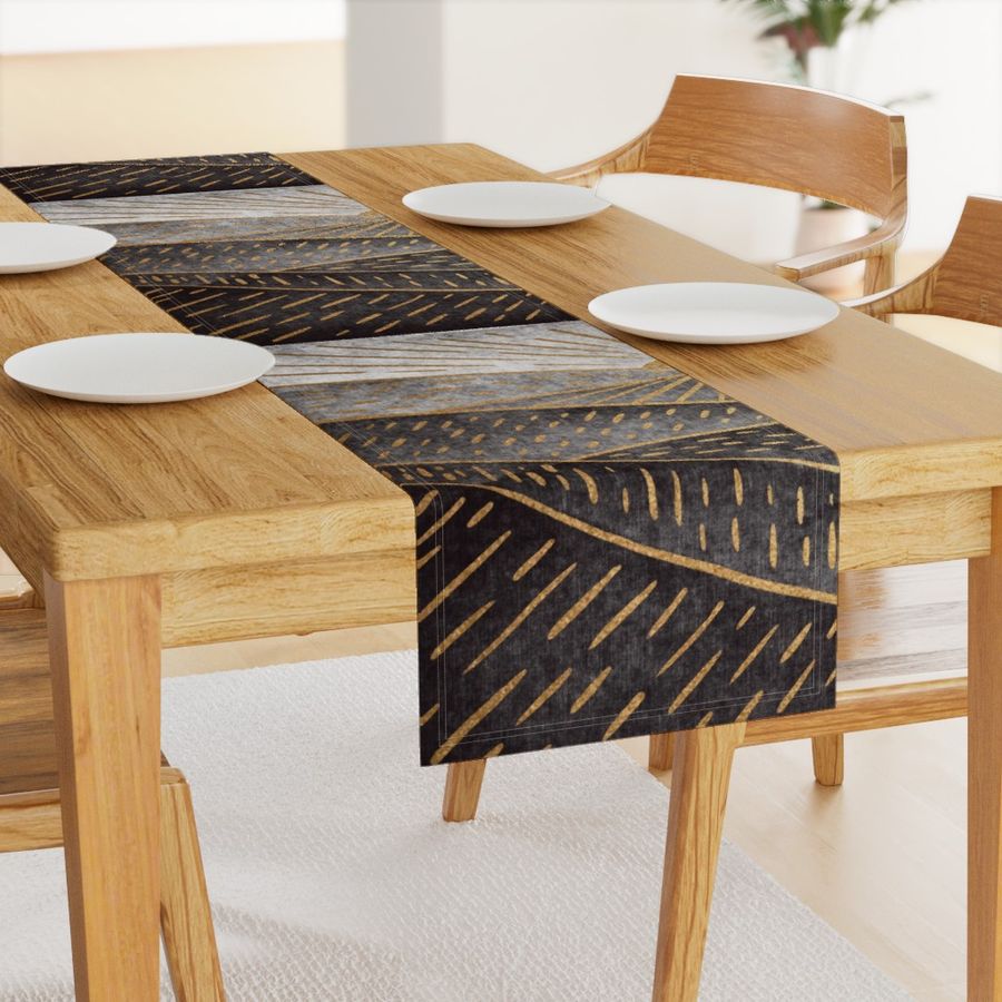 HOME_GOOD_TABLE_RUNNER