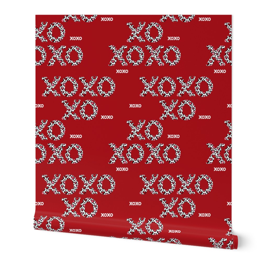 Sweet love and kisses leopard animal print xoxo text design valentines day red pink