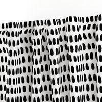 Dauby Dots -  black on white