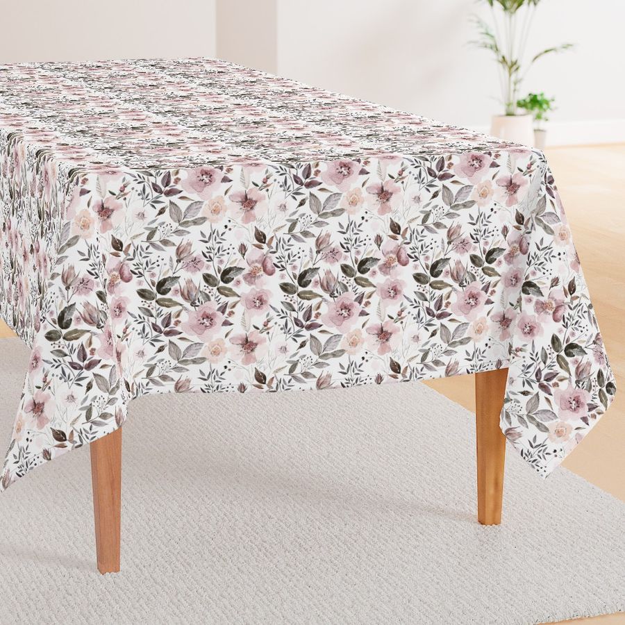 HOME_GOOD_RECTANGULAR_TABLE_CLOTH