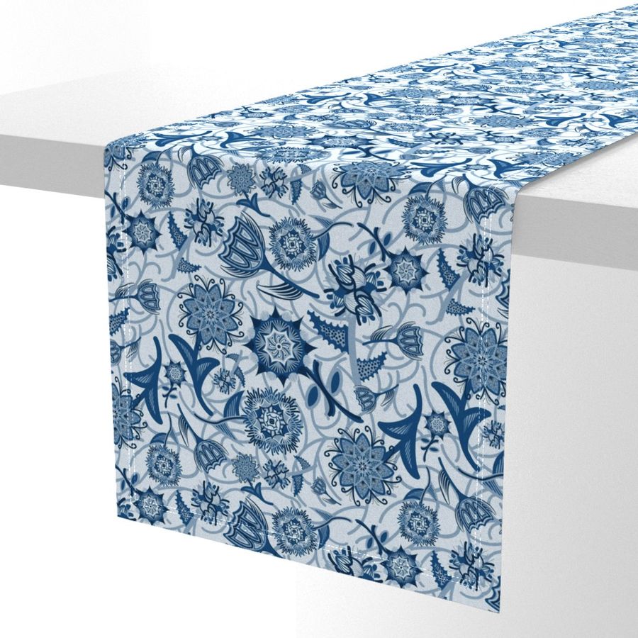 HOME_GOOD_TABLE_RUNNER