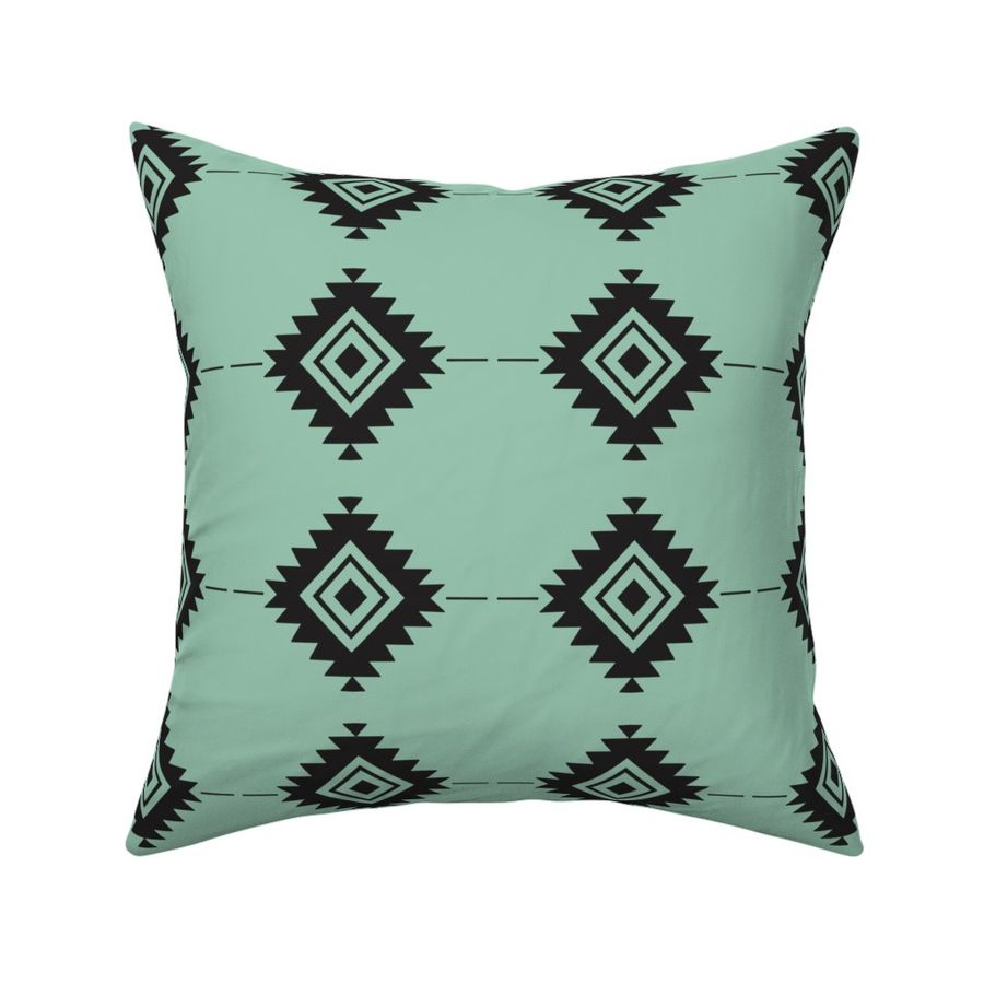 HOME_GOOD_SQUARE_THROW_PILLOW