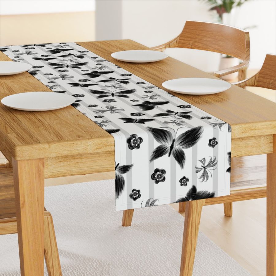 HOME_GOOD_TABLE_RUNNER