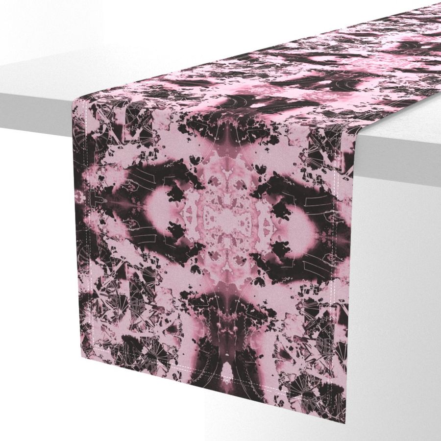 HOME_GOOD_TABLE_RUNNER