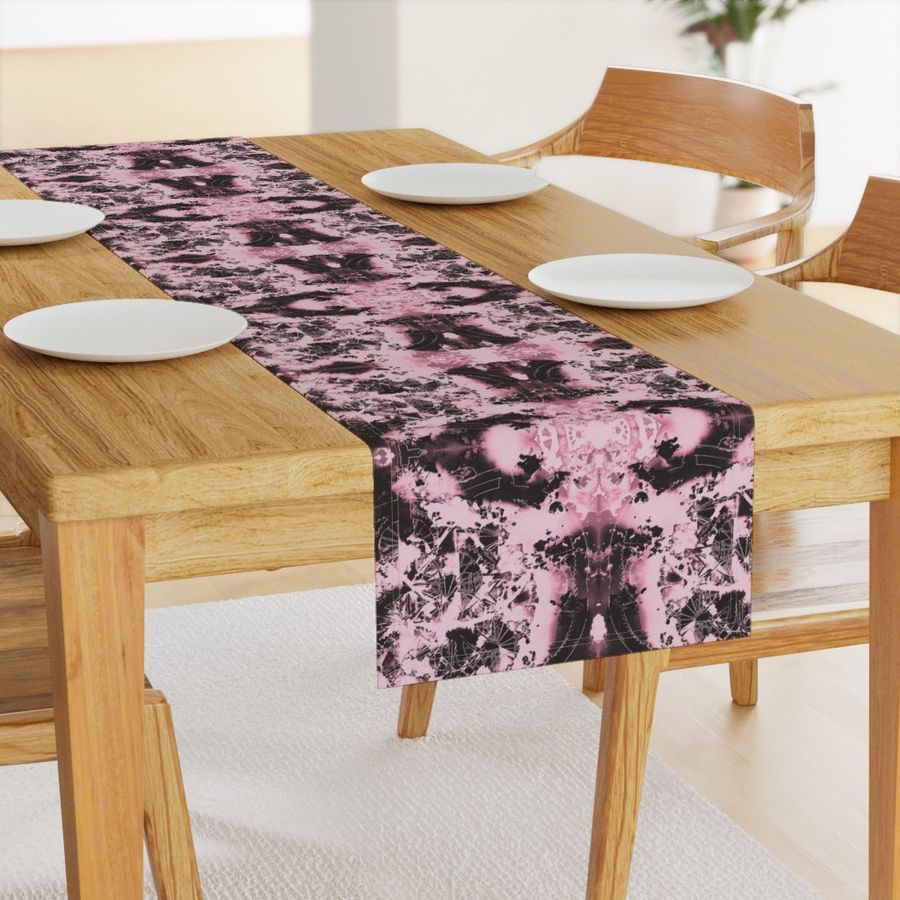 HOME_GOOD_TABLE_RUNNER