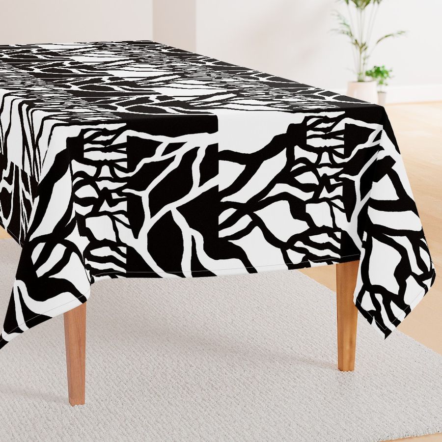 HOME_GOOD_RECTANGULAR_TABLE_CLOTH