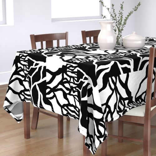 HOME_GOOD_RECTANGULAR_TABLE_CLOTH