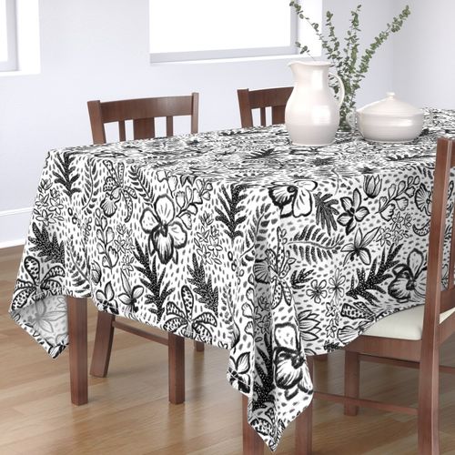 HOME_GOOD_RECTANGULAR_TABLE_CLOTH