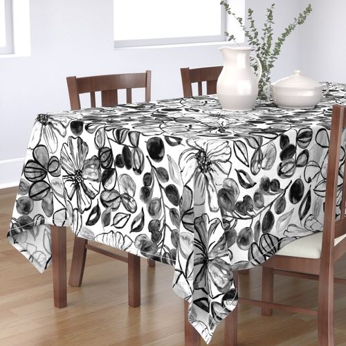 HOME_GOOD_RECTANGULAR_TABLE_CLOTH