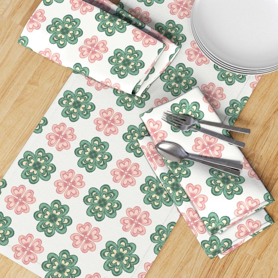 HOME_GOOD_TABLE_RUNNER